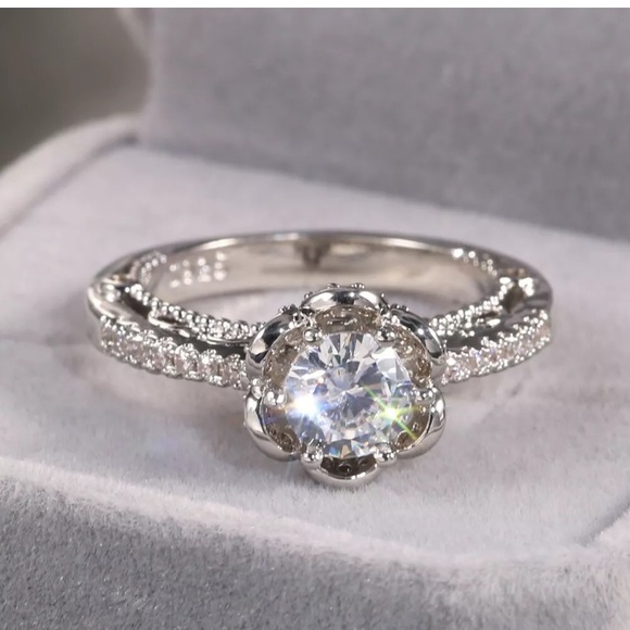 Silver Rings Round Cut White Sapphire Wedding - Picture 8 of 11